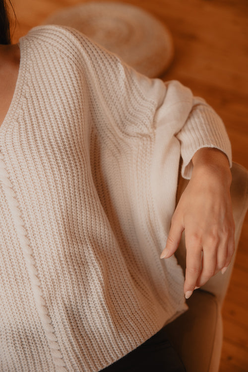  Herazai | Anastasia sweater | White long sleeves v-neck sweater